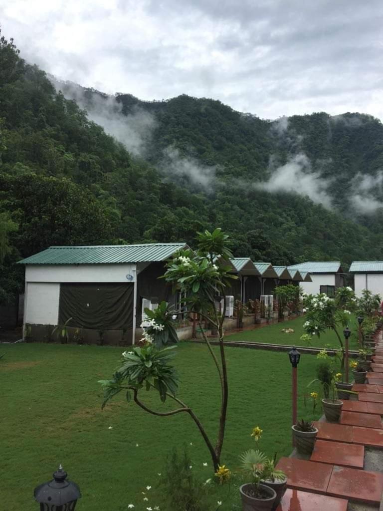 Gurugram Resort Rishikesh Bagian luar foto